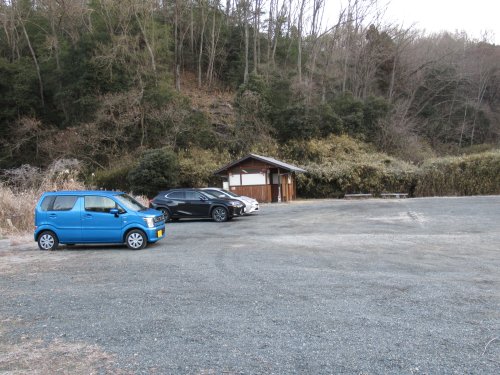 海上の森駐車場